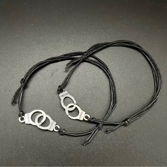 Friendship bracelets - Picture 3 of 3